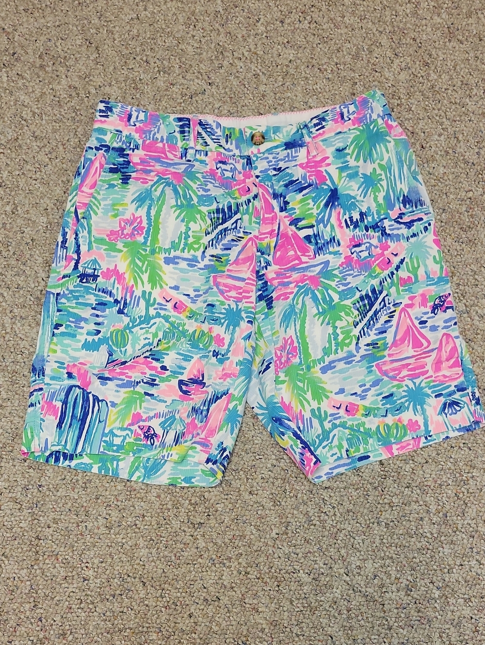 Lilly Pulitzer Men's Beaumont Tropical Print Shorts in Pink, Blue & Green Sz 30